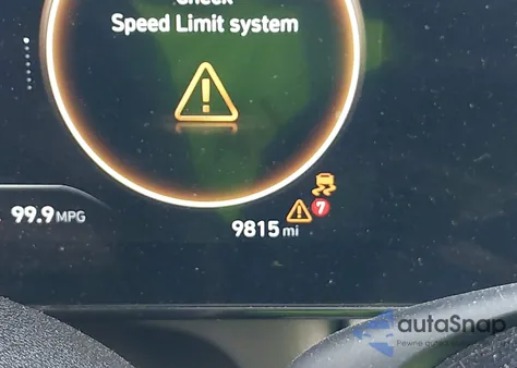 2025 Hyundai Elantra Limited z USA, uszkodzony, nr VIN KMHLP4DG3SU863339